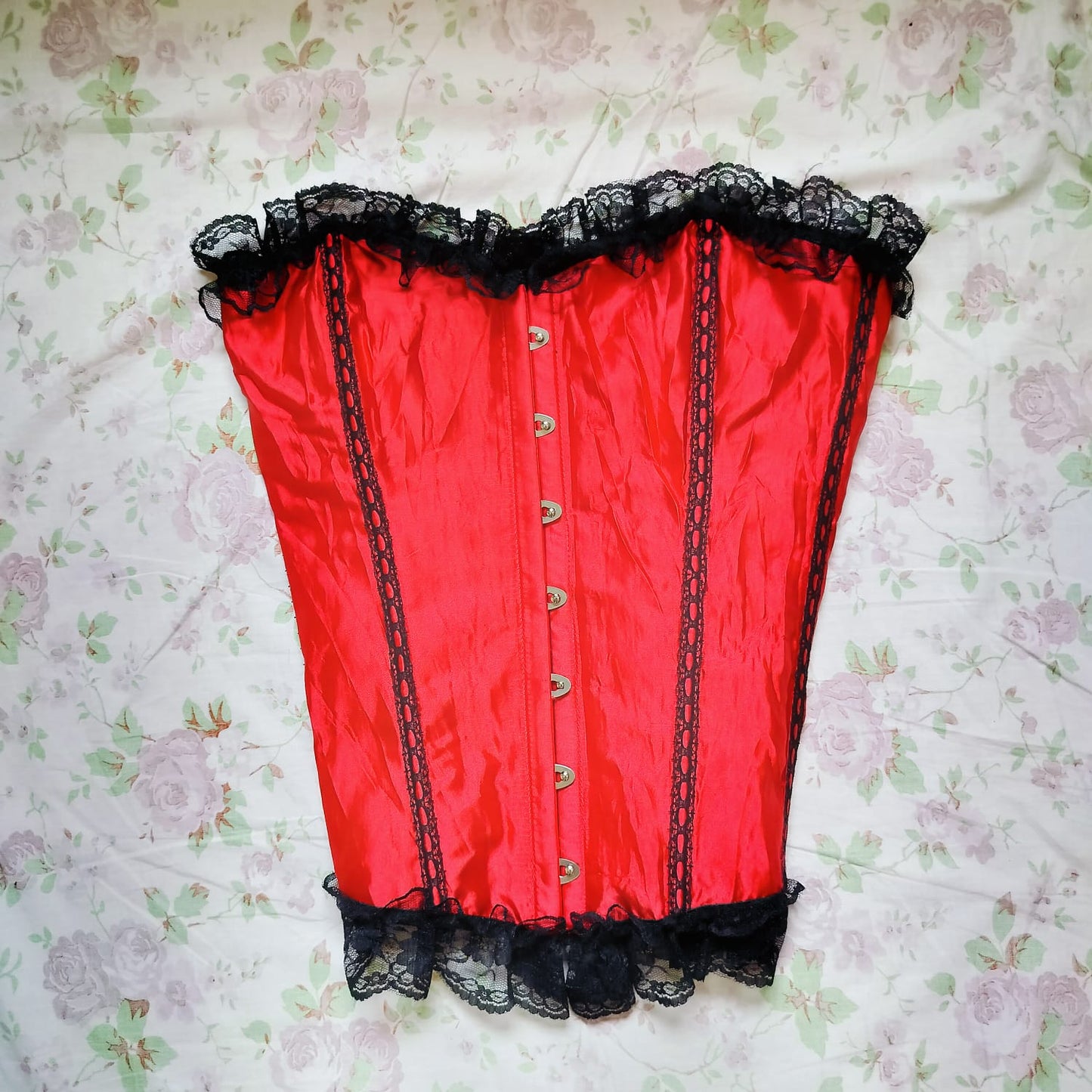 Red Satin Lace Corset Top – Vintage Gothic Bustier with Front Clasp Detail