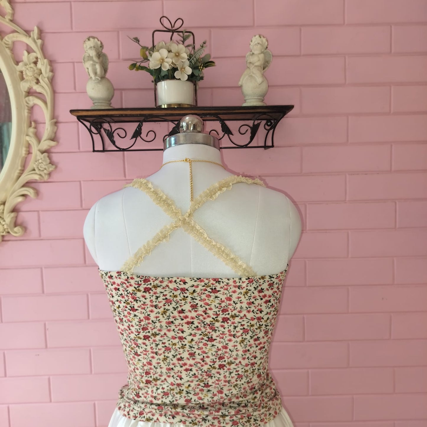 Vintage Floral Print Top with Lace Trim
