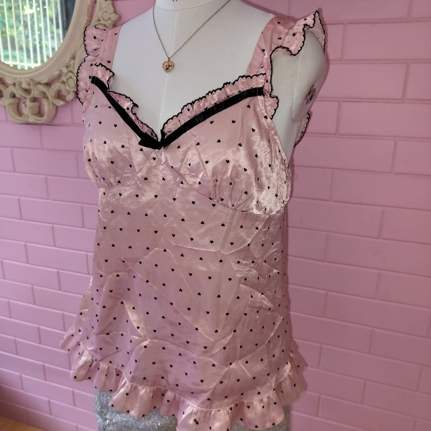 Pink Satin Babydoll Top – Vintage-Inspired Heart Print Camisole with Ruffle Lace Trim